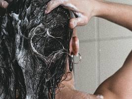 Волосы дыбом: что будет, если пользоваться просроченным шампунем и кондиционером