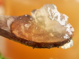 Не гадость, а коллаген! О пользе холодца для кожи лица