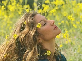 Дыхательная практика от модели Жизель Бюндхен