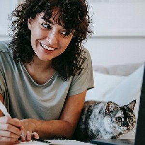 Удаленная работа: 7 правил, которые не дадут попасть на крючок мошенников Удаленная работа: 7 правил, которые не дадут попасть на крючок мошенников