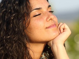Ароматы-антидепрессанты: 7 парфюмов, вызывающих ощущение счастья
