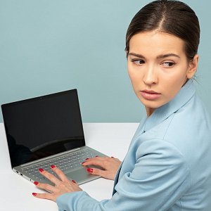 Звезда экрана: 7 советов, как навести порядок в цифровом пространстве
