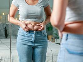 Кожа сухая и вес растет: 5 изменений во внешности, которые могут говорить о неправильной работе гормонов 