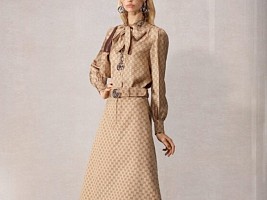 Главный тренд офисной моды на 2026 год? Образ библиотекарши от Дуа Липы и Gucci