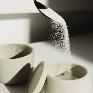 А если слипнется? 6 сигналов, что организм получает слишком много сахара