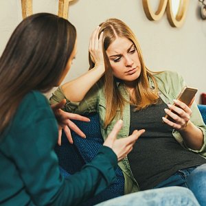 8 признаков того, что человеку стало все равно (но он надеется, что вы этого не заметите)