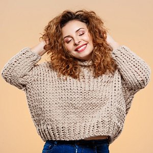 Карвинг: как сделать локоны надолго, кому подойдет и как ухаживать Карвинг: как сделать локоны надолго, кому подойдет и как ухаживать