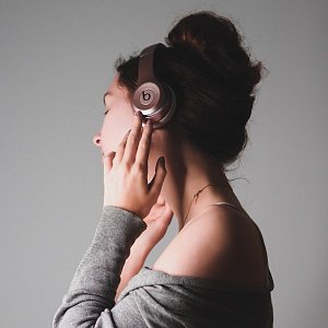 Слушать пение птиц, носить с собой беруши: 7 советов, как сохранить остроту слуха Слушать пение птиц, носить с собой беруши: 7 советов, как сохранить остроту слуха
