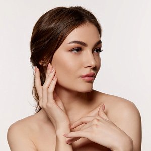 Финальный штрих: как косметология работает после пластики