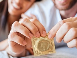 Как выбрать идеальный презерватив: гид по всем типам и формам