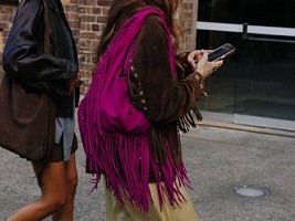 «Не очень базовые» базовые сумки 2026 года: максимализм покоряет гардеробы 