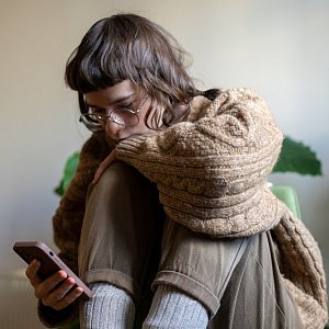 Угроза быстрого контента: как короткие видео влияют на психику и когнитивные способности