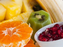 Дефицитный продукт: какие витамины пить осенью, чтобы укрепить иммунитет