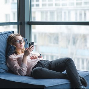 Бедроттинг: помогает ли «терапия безделья» восстановиться и в чем проявляется скрытая угроза такого поведения