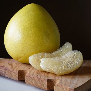 Сочный друг: какой плод поможет облегчить и салаты, и горячее Сочный друг: какой плод поможет облегчить и салаты, и горячее