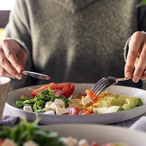 Еда при диабете: каких продуктов следует избегать и чем их заменить Еда при диабете: каких продуктов следует избегать и чем их заменить