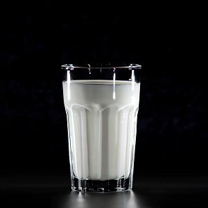 Молоко: настолько ли оно полезно, как мы думаем? Молоко: настолько ли оно полезно, как мы думаем?