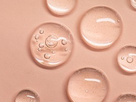 Гликолевая кислота для кожи: какими преимуществами она обладает и кому показана