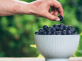 Как еда может повлиять на псориаз: 7 диетических способов улучшить состояние