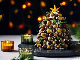 Перемены есть! Как изменился наш новогодний стол за 10 лет