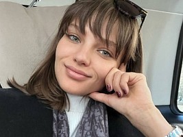 «Декольте для меня табу!»: Алеся Кафельникова в свои 23 года готова сделать пластику груди