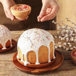 Классический, кефирный и творожный: три простых рецепта кулича