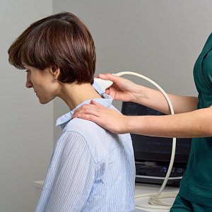 Нарушение шейно-головного кровотока: как избавиться от головокружения и болей