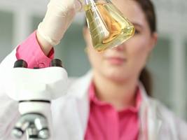 Надо сдать анализы: как правильно подготовиться и как часто их сдавать 