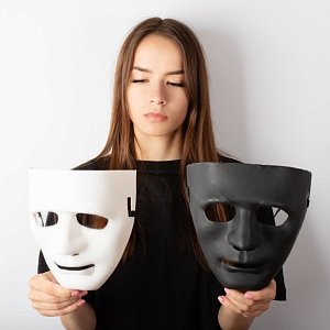 От эйфории до депрессии: 5 главных мифов о биполярном расстройстве, которые мешают понять болезнь