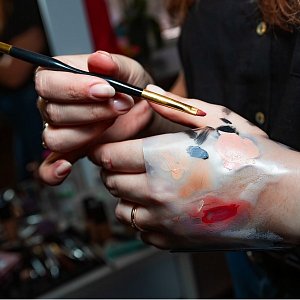 Миксуем! 10 необычных способов использовать косметику (советы визажистов)