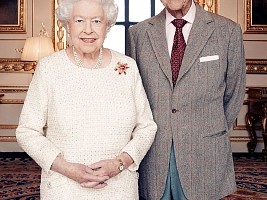 Принц Филипп, муж британской королевы Елизаветы II, скончался в возрасте 99 лет
