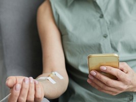 Капельницы красоты: что такое инфузионная терапия и насколько она безопасна