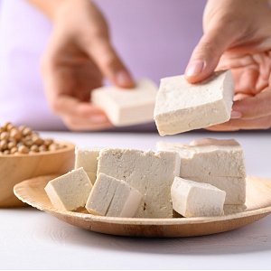 Соя и соевые продукты: очевидная польза или ощутимый вред